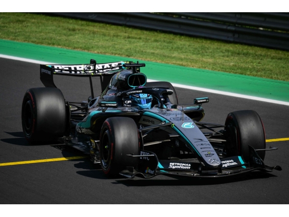 Mercedes' British driver George Russell drives during the third practice session of the Italian Formula One Grand Prix at the Autodromo Nazionale Monza circuit in Monza, northern Italy on September 5, 2026. (Photo by Andrej ISAKOVIC / AFP)