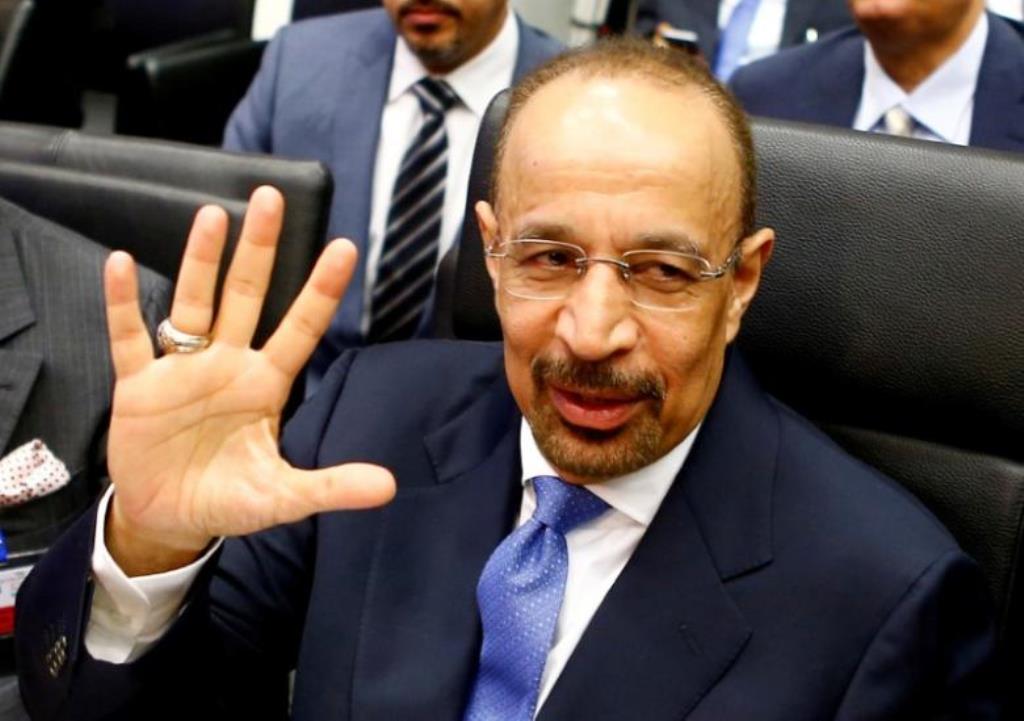 Saudi Arabia's Energy Minister Khalid al-Falih talks to journalists before a meeting of OPEC oil ministers in Vienna, Austria. Reuters/Leonhard Foeger/File Photo