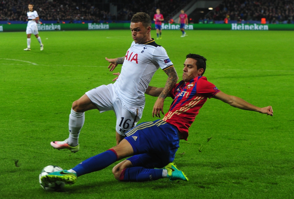 Georgi Milanov (R) of PFC CSKA Moscow in action against Kieran Trippier (L) of Tottenham Hotspurs during the UEFA Europa League group E soccer match between PFC CSKA Moscow and Tottenham Hotspurs at the CSKA Arena stadium in Moscow, Russia on September 27