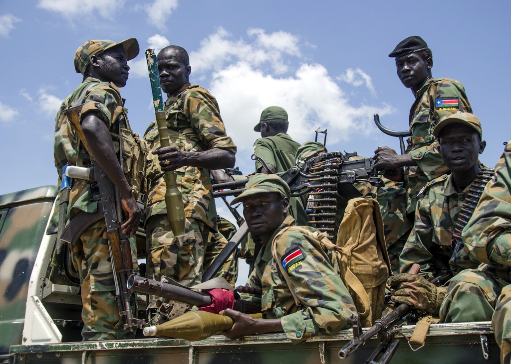 MALAKAL, SOUTH SUDAN - OCTOBER 16: Soldiers linked to Sudan People's Liberation Army (SPLA) take security measures after they clashed with opponent groups, at the Lalo village of the Malakal city in South Sudan on October 16, 2016. ( Bullen Chol - Anadolu