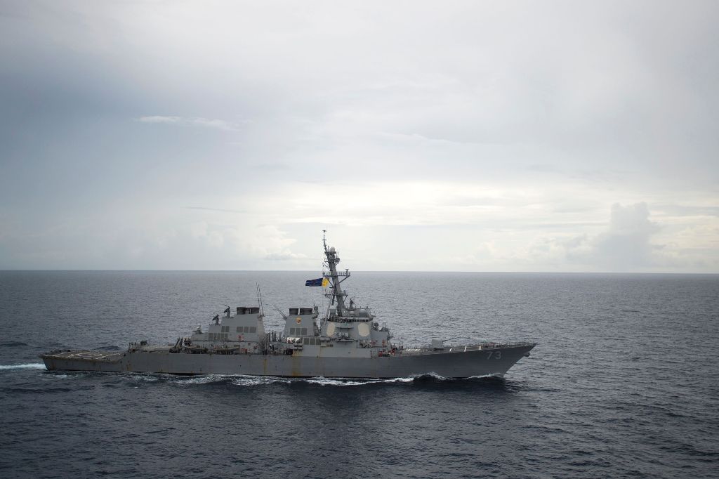 This US Navy photo obtained October 21, 2016 shows the Guided-missile destroyer USS Decatur (DDG 73)as it operates in the South China Sea as part of the Bonhomme Richard Expeditionary Strike Group (ESG)on October 13, 2016.  AFP / Navy Media Content Operat