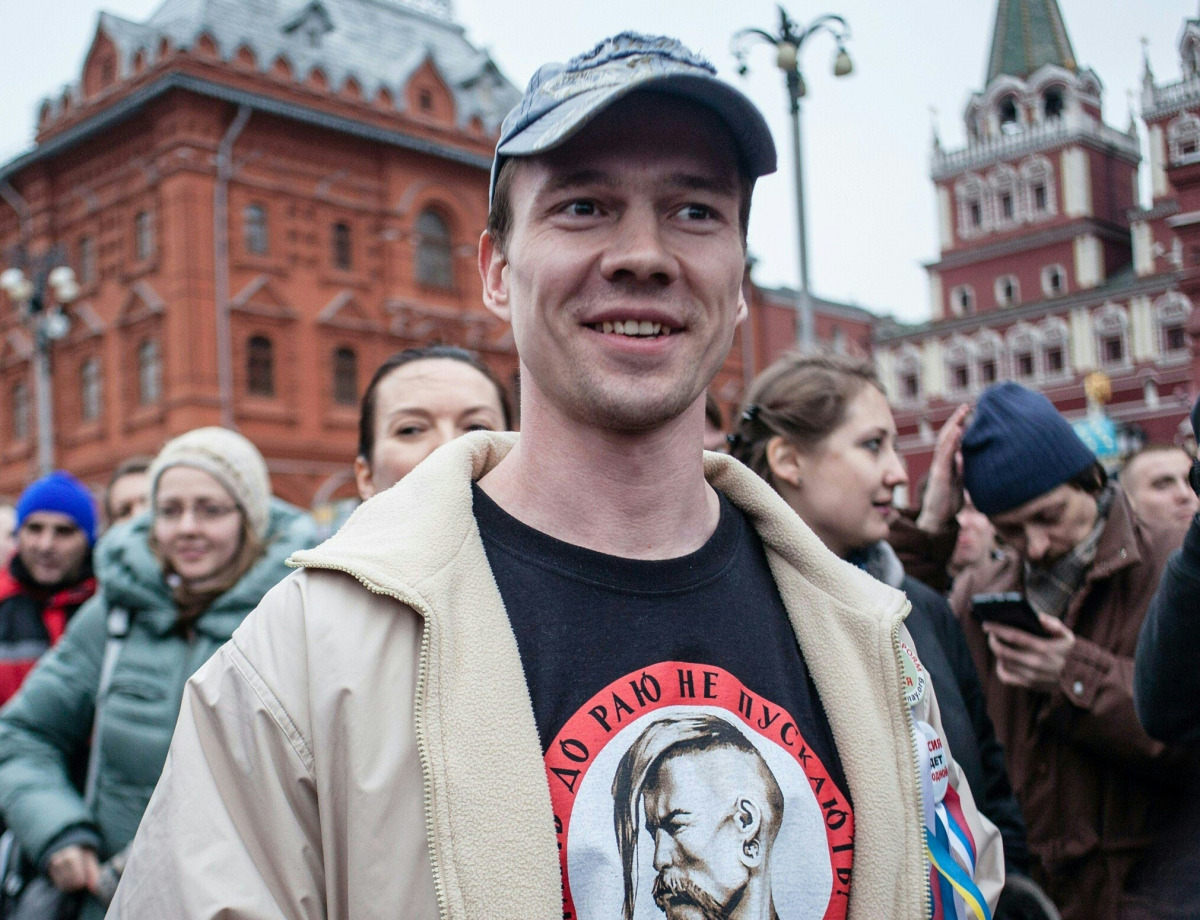 A picture taken on April 6, 2014 at Manezhnaya Square shows Ildar Dadin participating in a rally in support of anti-government activists detained in Moscow's Bolotnaya Square on May 6, 2012. A Russian activist jailed for staging solo anti-government prote