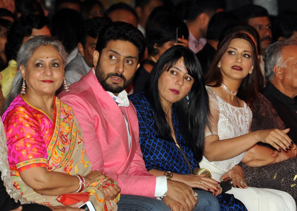 Indian Bollywood actor Abhishek Bachchan (2L) look on during a fashion show in Mumbai on late November 4, 2016. AFP / STR
