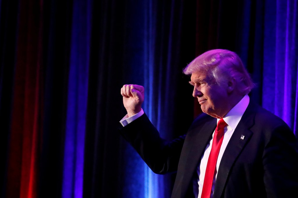 Republican presidential nominee Donald Trump arrives for his election night rally at the New York Hilton Midtown in Manhattan, New York, U.S., November 9, 2016. REUTERS/Andrew Kelly
