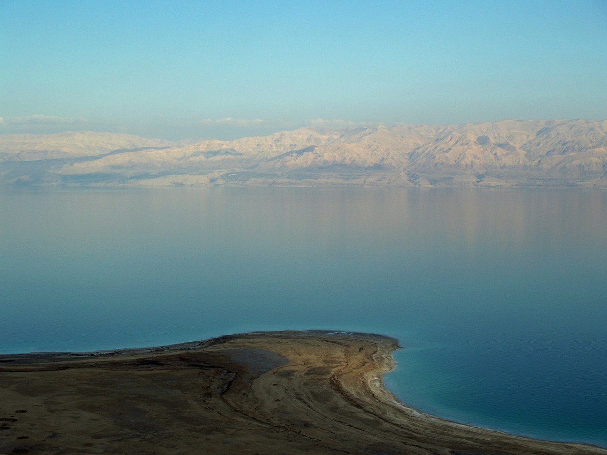Dead Sea (David Shankbone / Wikimedia Commons)