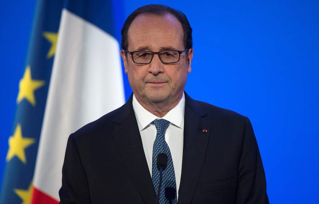 French President Francois Hollande gives a press conference during the COP22 Climate Change Conference in Marrakesh on November 16, 2016. AFP / FADEL SENNA