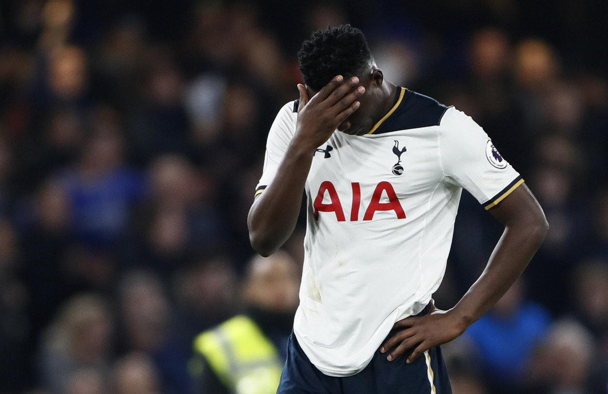 Tottenham's Victor Wanyama looks dejected after the game (Reuters / Stefan Wermuth)