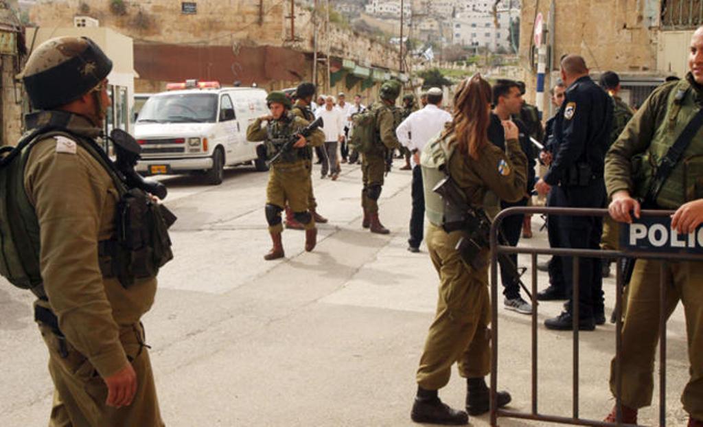 Israeli Occupation Forces in Hebron previously. / AFP.