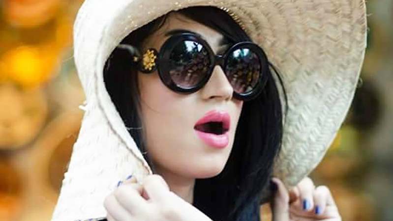 Qandeel Baloch (Courtesy: Dawn.com)