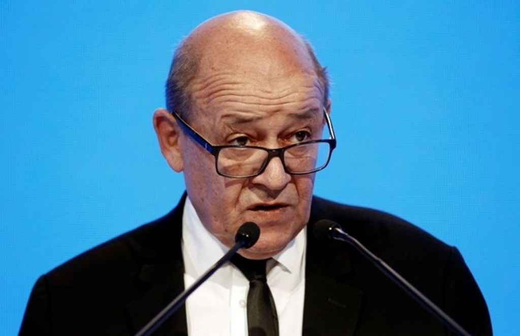 French Defence Minister Jean-Yves Le Drian speaks at the International Institute for Strategic Studies (IISS) Manama Dialogue Regional Security Summit in Manama, Bahrain December 10, 2016. REUTERS/Hamad I Mohammed.