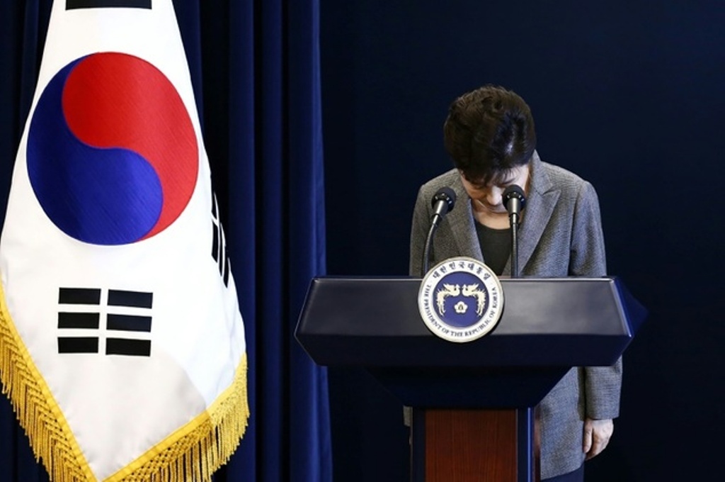 The impeachment of South Korea's President Park Geun-Hye theatens to split the ruling Saenuri Party ©JEON HEON-KYUN (POOL/AFP/File).