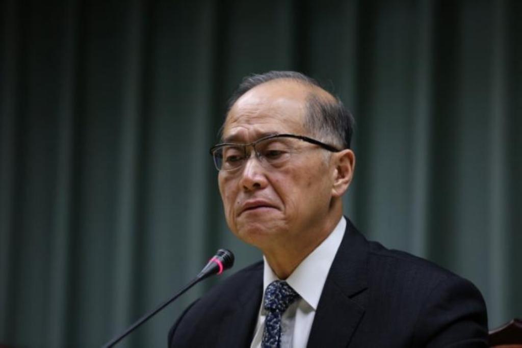 Taiwanese Minister of Foreign Affairs David Lee speaks at a news conference after Sao Tome ended ties with Taiwan, in Taipei, Taiwan December 21, 2016. REUTERS/Stringer