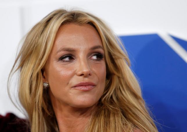 Singer Britney Spears arrives at the 2016 MTV Video Music Awards in New York, U.S., August 28, 2016. Reuters/Eduardo Munoz/File Photo