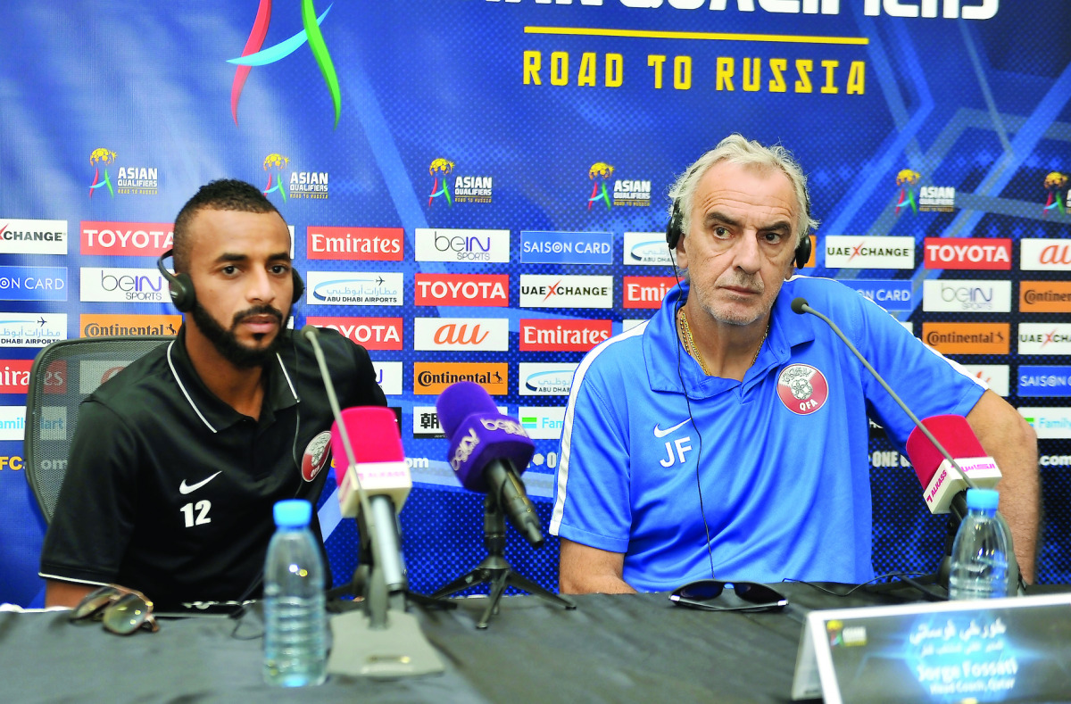 Magid Mohammed (left) with Qatar team coach Jorge Fossati in a file photo 