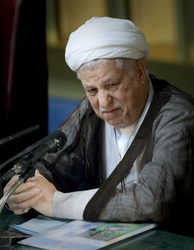 Akbar Hashemi Rafsanjani, then head of Iran's Assembly of Experts, speaks during the assembly's biannual meeting in Tehran September 14, 2010 (REUTERS / Caren Firouz) 