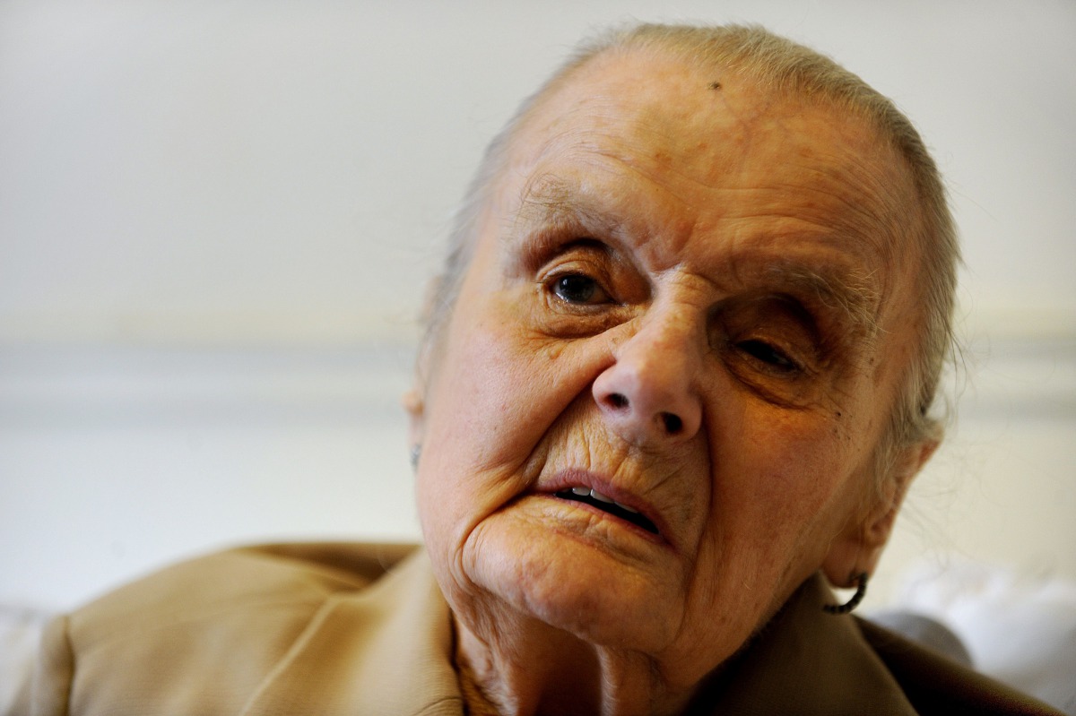 This file photo taken on August 29, 2009 shows veteran British journalist Clare Hollingworth speaking to AFP in Hong Kong. Veteran British war correspondent Clare Hollingworth, who broke the news that World War II had started, died on January 10, 2017 at 