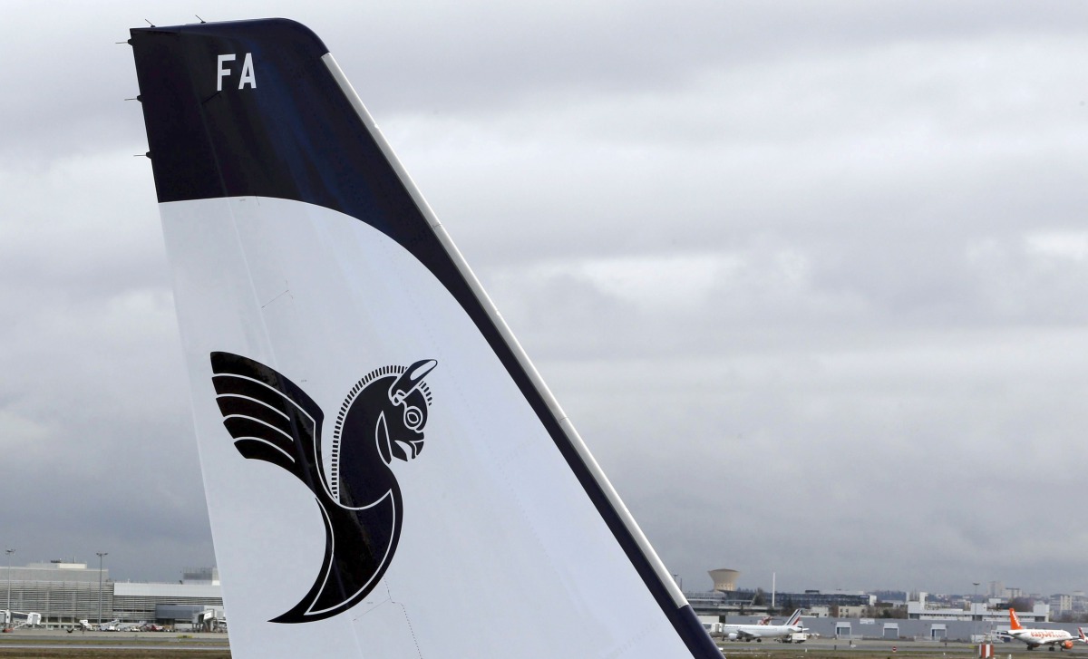 A logo of IranAir is pictured on an Airbus A321 as the company takes delivery of the first new Western jet under an international sanctions deal in Colomiers, near Toulouse, France, January 11, 2017. (REUTERS/Regis Duvignau)