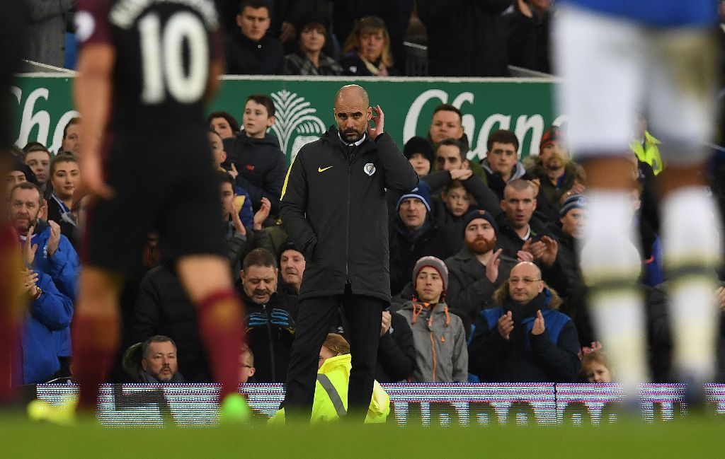 Manchester City's Spanish manager Pep Guardiola reacts during the English Premier League football match between Everton and Manchester City at Goodison Park in Liverpool, north-west England on January 15, 2017. AFP / Paul ELLIS 