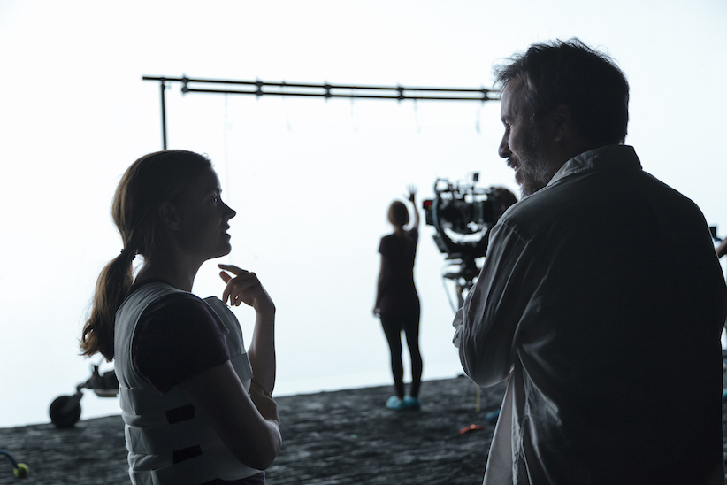 Amy Adams and director Denis Villeneuve on the set of the film ‘Arrival’. (Paramount Pictures)
