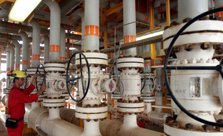 A man works on an oil production platform at the Soroush oil fields, south of the capital Tehran, Iran. (REUTERS/File Photo)