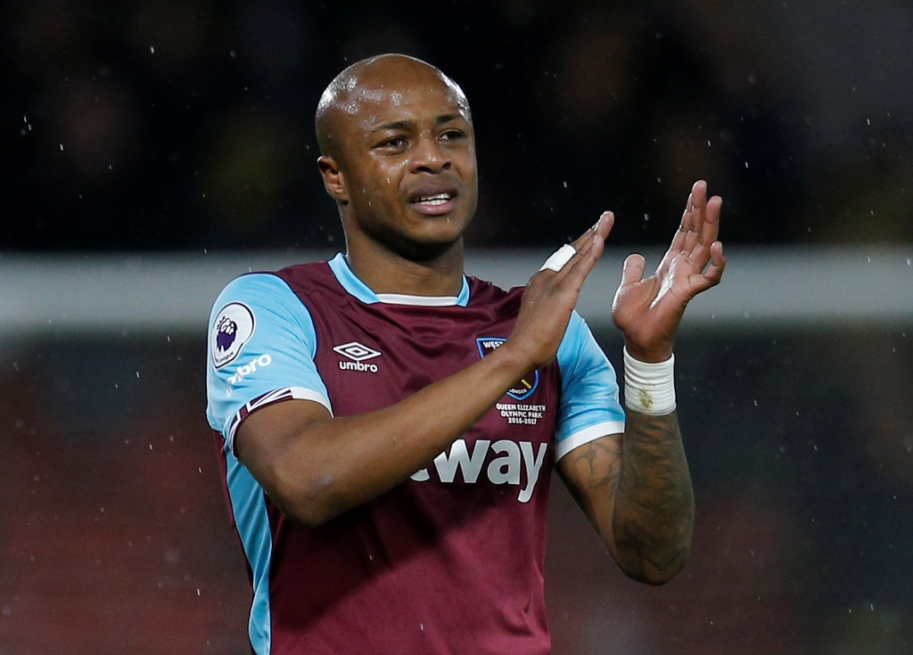 West Ham United's Andre Ayew applauds fans after the game. Reuters / Andrew Couldridge 
