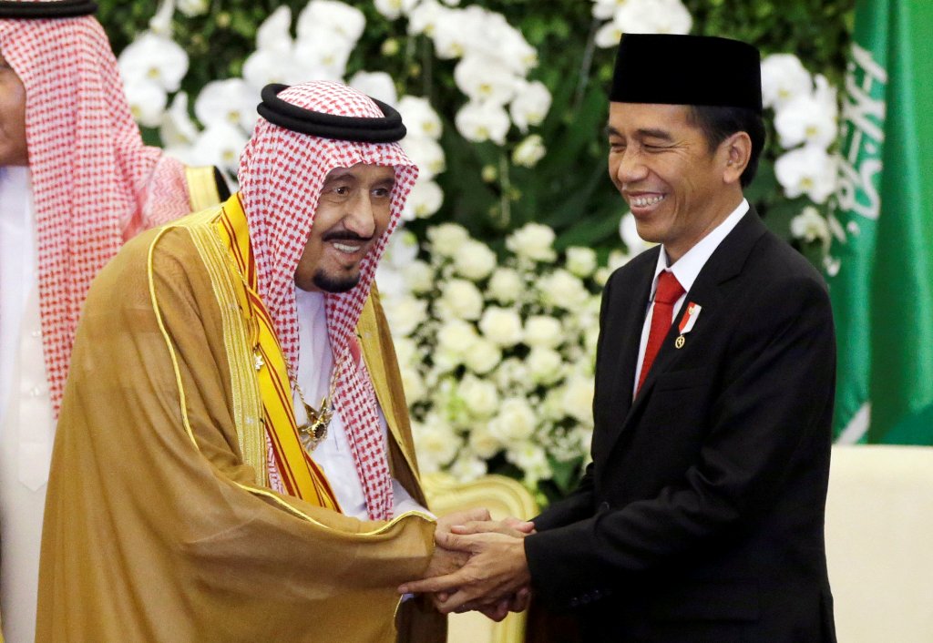 The Two Holy Mosques King Salman bin Abdulaziz, left, shakes hands with Indonesian President Joko Widodo during their meeting at the presidential palace in Bogor, West Java, Indonesia, Wednesday, March 1, 2017. REUTERS/Achmad Ibrahim/Pool
