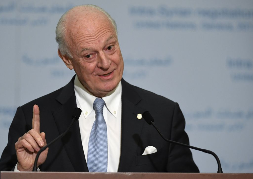 UN Special Envoy of the Secretary-General for Syria Staffan de Mistura gives a press conference during the Intra-Syrian peace talks at the European headquarters of the United Nations in Geneva, on March 3, 2017. / AFP / PHILIPPE DESMAZES
