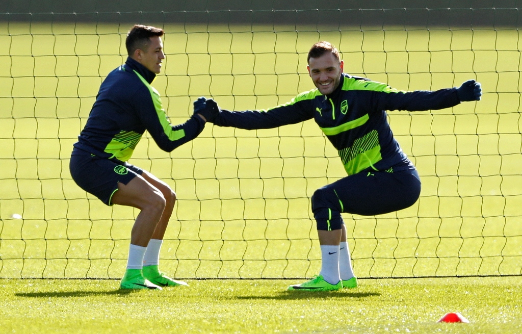 Arsenal's Alexis Sanchez and Lucas Perez during training Action Images via Reuters / John Sibley 