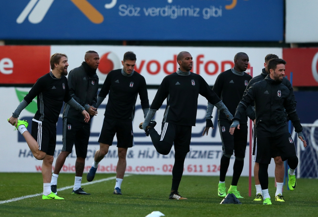 Players of Besiktas attend a traning session at Nevzat Demir Facilities ahead of the UEFA Europa League Round of 16 football match between Besiktas and Olympiacos in Istanbul, Turkey on March 15, 2017.  Metin Pala - Anadolu Agency

