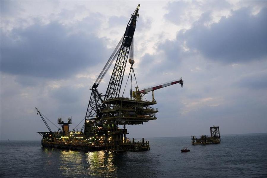 Undated handout picture shows an offshore platform of Aramco's Karan non-associated gas field in Saudi Arabia's territorial waters. Reuters 


