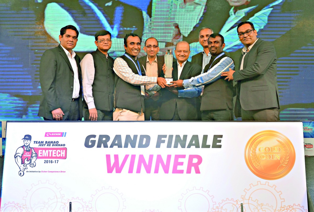 Mannai Automotives's team and EMTECH officials at the event.