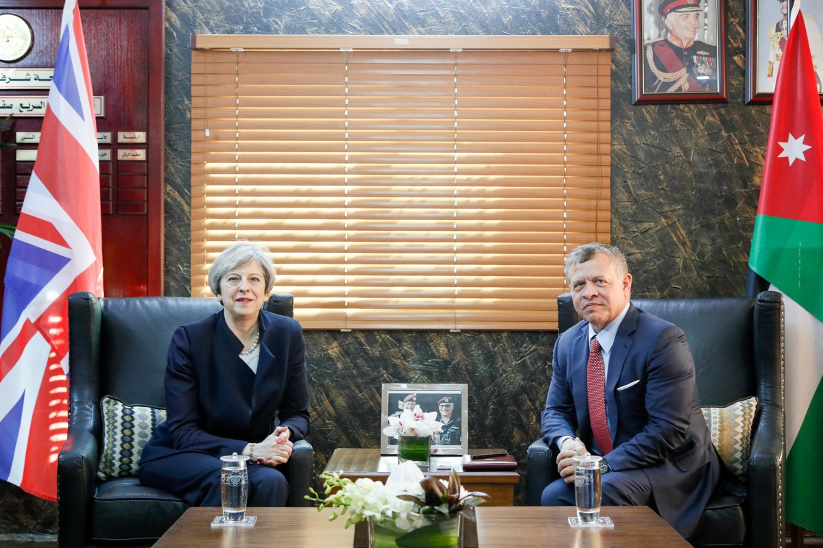 Jordan's King Abdullah II meets with British Prime Minister Theresa May in Amman, Jordan April 3, 2017. Bashar Alaeddin/Jordanian Royal Palace/Handout via Reuters 