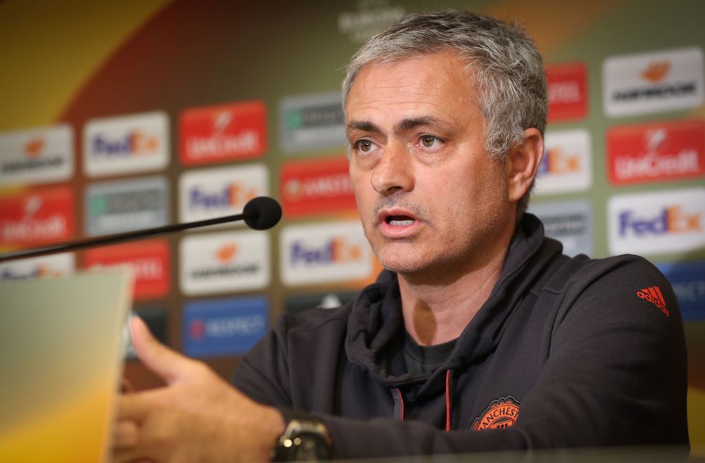 Manchester United's head coach Jose Mourinho speaks during a press conference on the eve of the UEFA Europa League football match Anderlecht vs Manchester United on April 12, 2017 in Anderlecht. Belgium OUT
/ AFP / BELGA / Belga / VIRGINIE LEFOUR