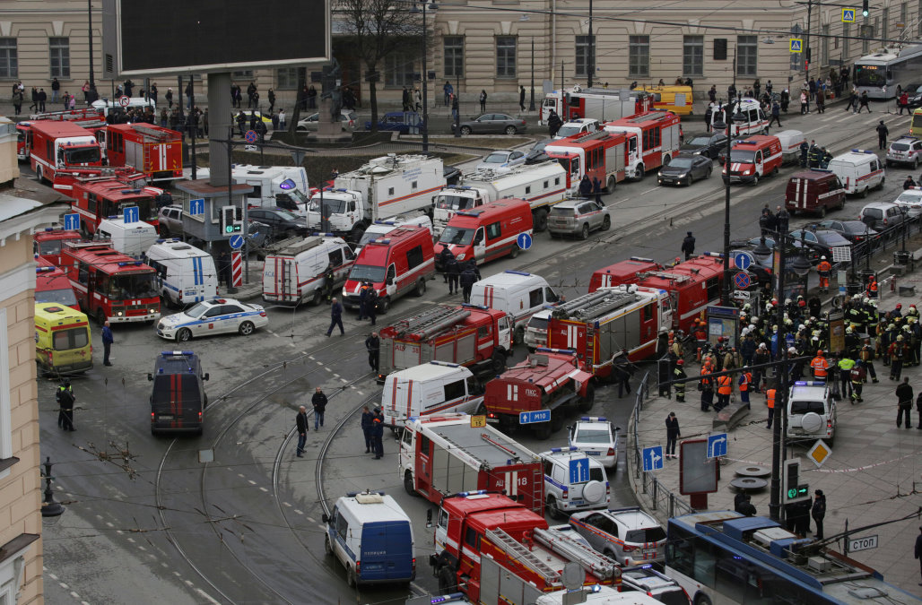 General view of emergency services attending the scene outside Sennaya Ploshchad metro station, following explosions in two train carriages in St. Petersburg, Russia April 3, 2017. REUTERS/Anton Vaganov