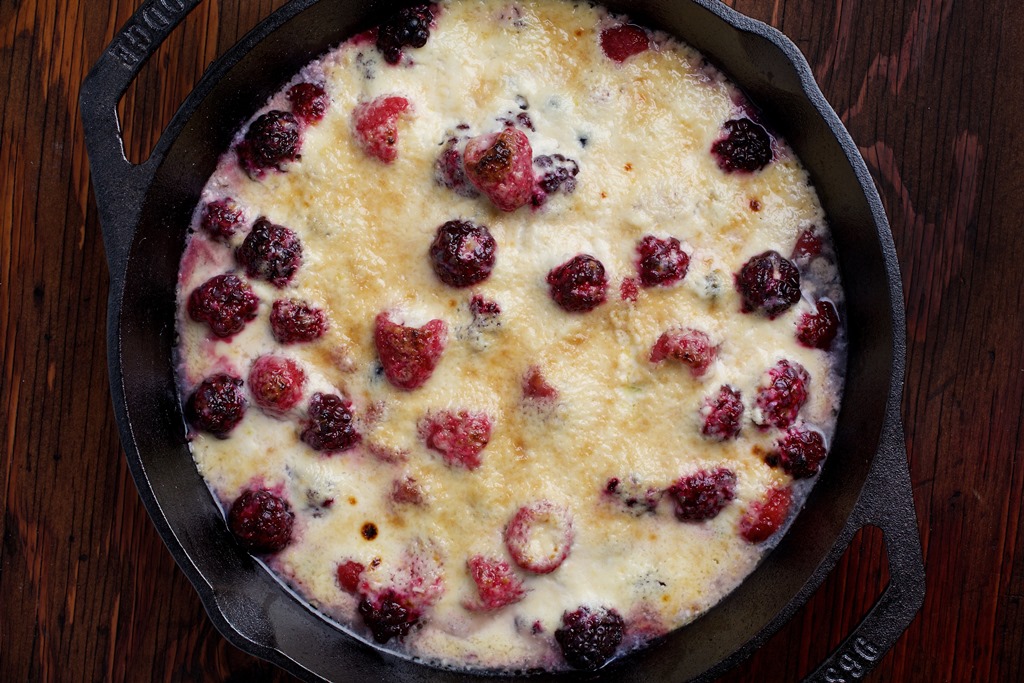 Broiled Berries and Cream is an easy and flexible dessert. Photo by Deb Lindsey for The Washington Post