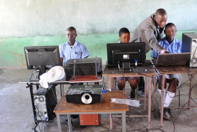 Represesntational image: Pupils use solar-powered computers at Gomba High School in Gutu, Zimbabwe (TRF / Jonathan Njerere) 