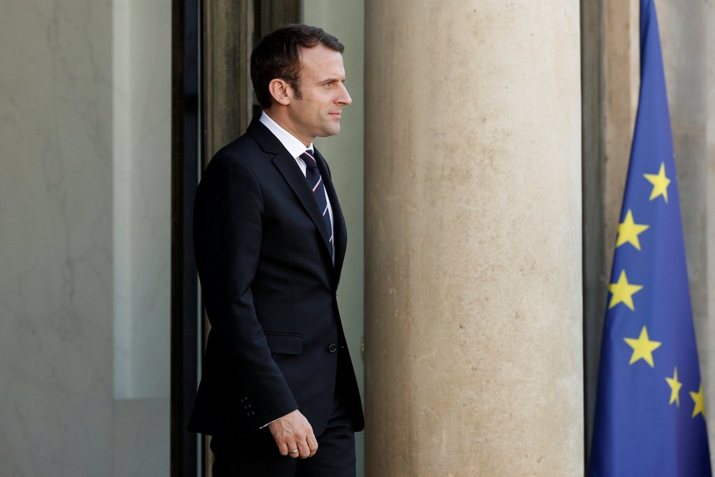 French President Emmanuel Macron waits for a guest on the steps at the Elysee Palace in Paris, France, May 16, 2017. REUTERS/Yoan Valat/Pool.