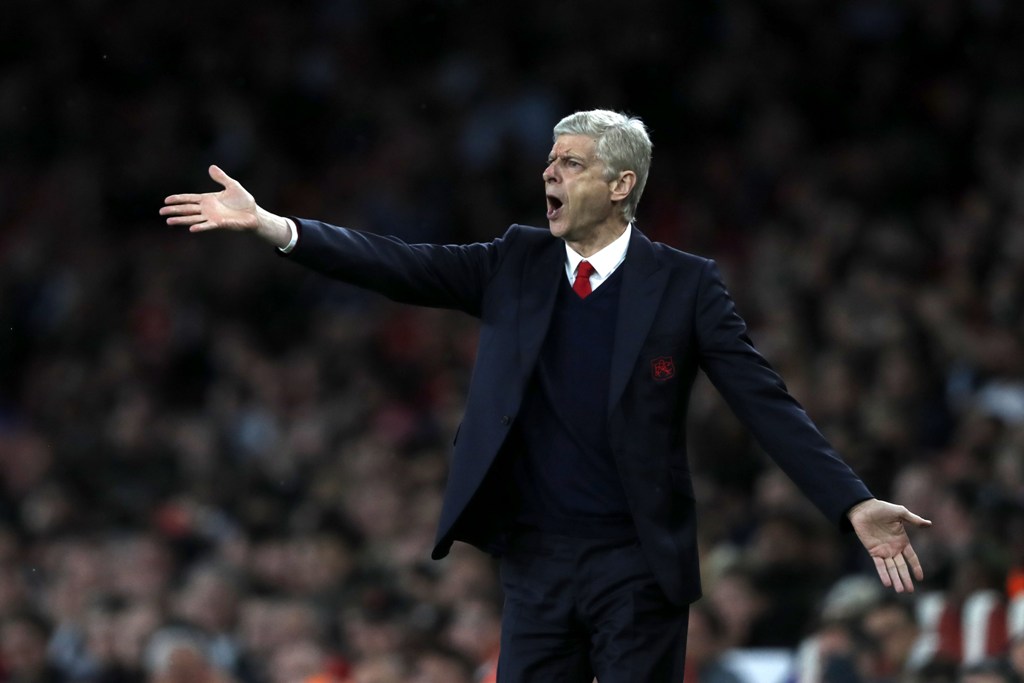 Arsenal's French manager Arsene Wenger during the English Premier League football match between Arsenal and Sunderland at the Emirates Stadium in London on May 16, 2017.  AFP / Adrian DENNIS