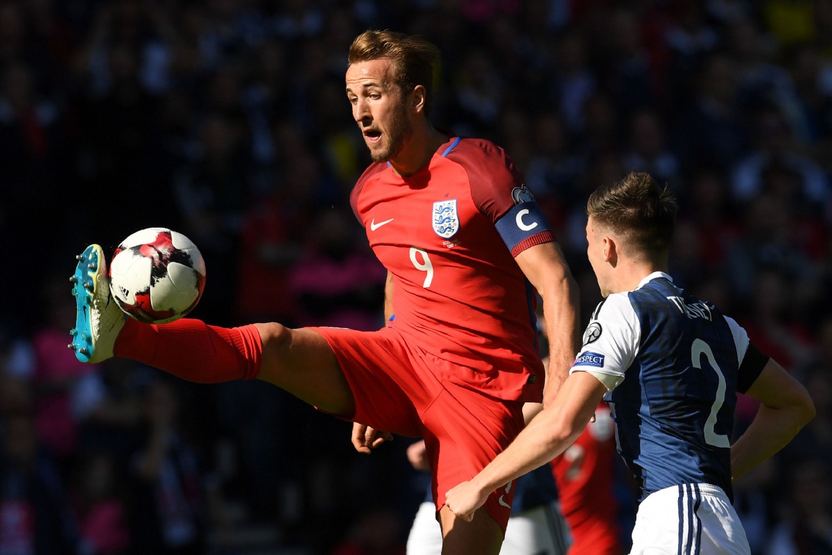 England's striker Harry Kane controls the ball during the group F World Cup qualifying football match between Scotland and England at Hampden Park in Glasgow on June 10, 2017. The game ended 2-2. (AFP / Paul ELLIS)