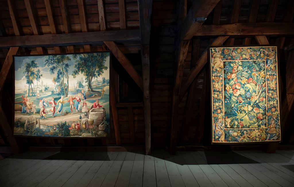 Restored tapestries are displayed at the Royal Manufacturers De Wit in Mechelen on April 25, 2017.  AFP / JOHN THYS
