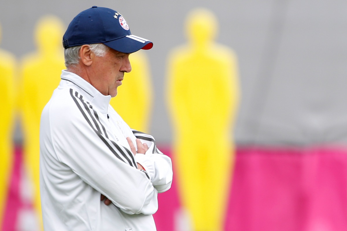  Bayern Munich coach Carlo Ancelotti during training. (REUTERS/Michaela Rehle)