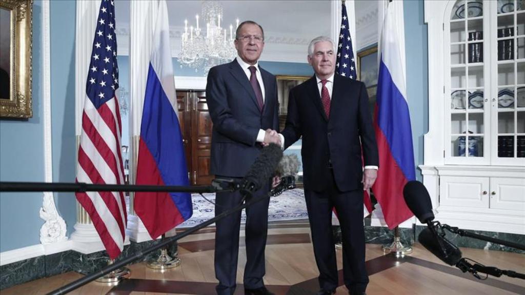 Russia's Foreign Minister Sergei Lavrov (L) , US Secretary of State Rex Tillerson (R) ( Russia Foreign Minister Press Ofice - Anadolu Agency ).
