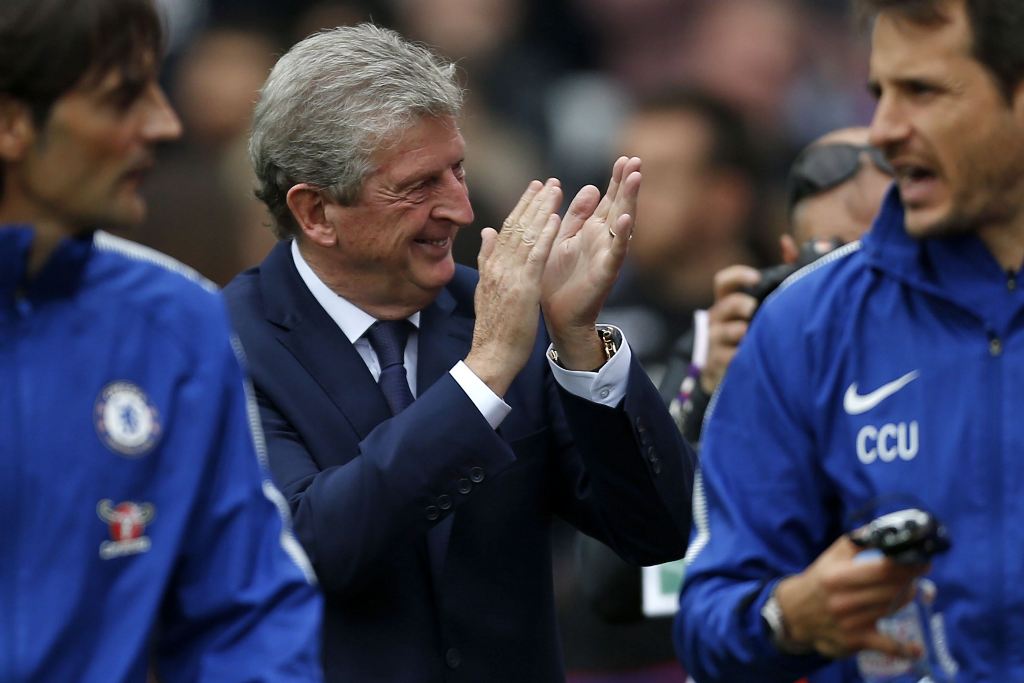 Crystal Palace's English manager Roy Hodgson arrives for the English Premier League football match between Crystal Palace and Chelsea at Selhurst Park in south London on October 14, 2017.