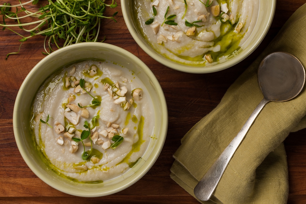 Cauliflower and Roasted Garlic Soup. Photo by Goran Kosanovic for The Washington Post.
