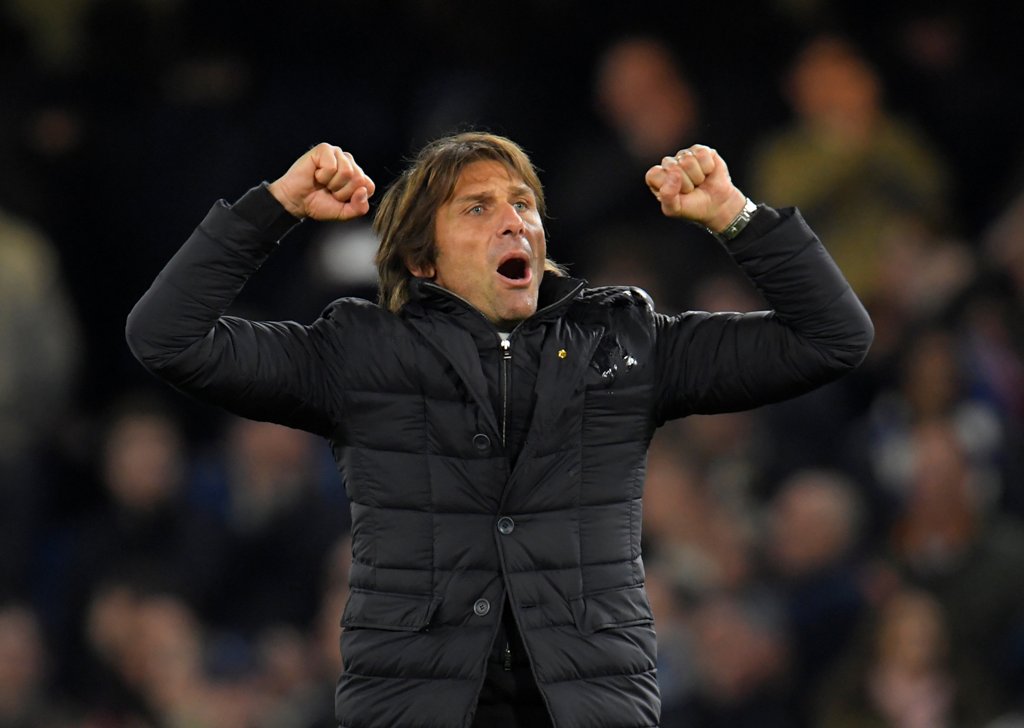 Chelsea manager Antonio Conte celebrates after the match November 5, 2017. REUTERS/Toby Melville