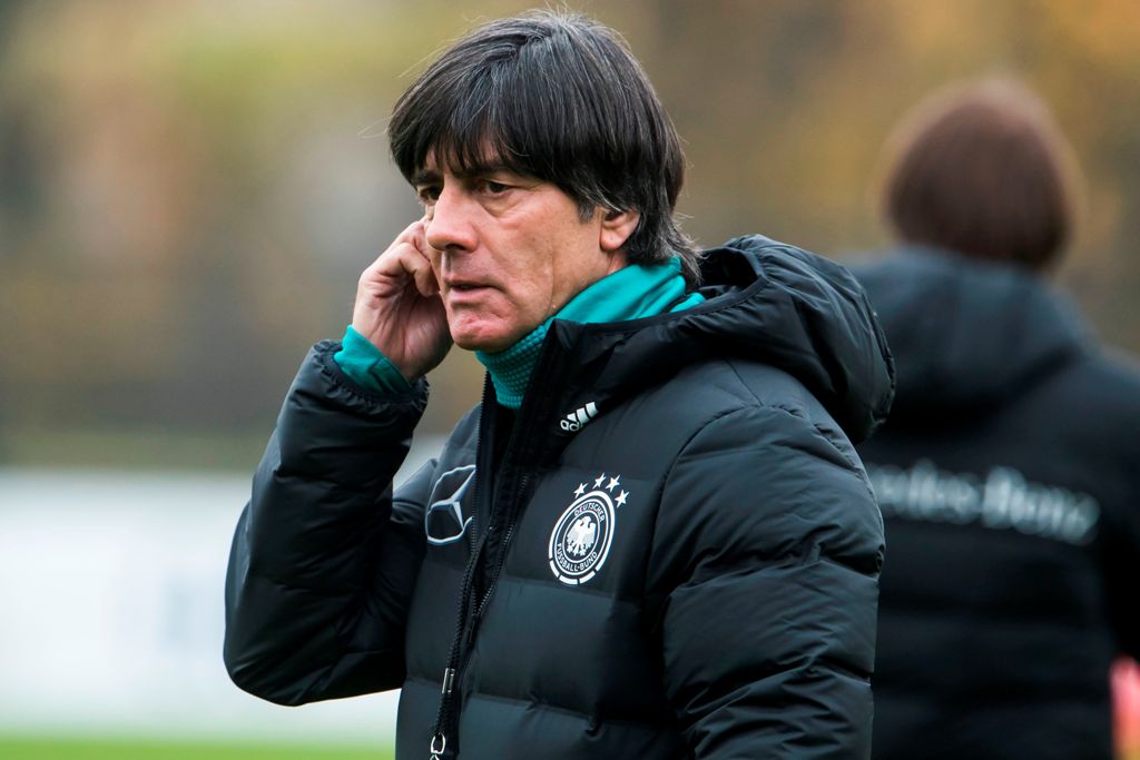 German national football team's head coach Joachim Loew leads a training session on November 9, 2017 at the training grounds of the Olympic stadium in Berlin, ahead of two friendly matches away to England. / AFP / Odd ANDERSEN
