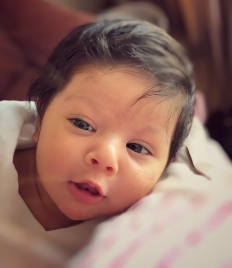 Image of Inaaya Naumi Kemmu daughter of Kunal Kemmu and Soha Ali Khan. Kunal Kemmu Twitter.