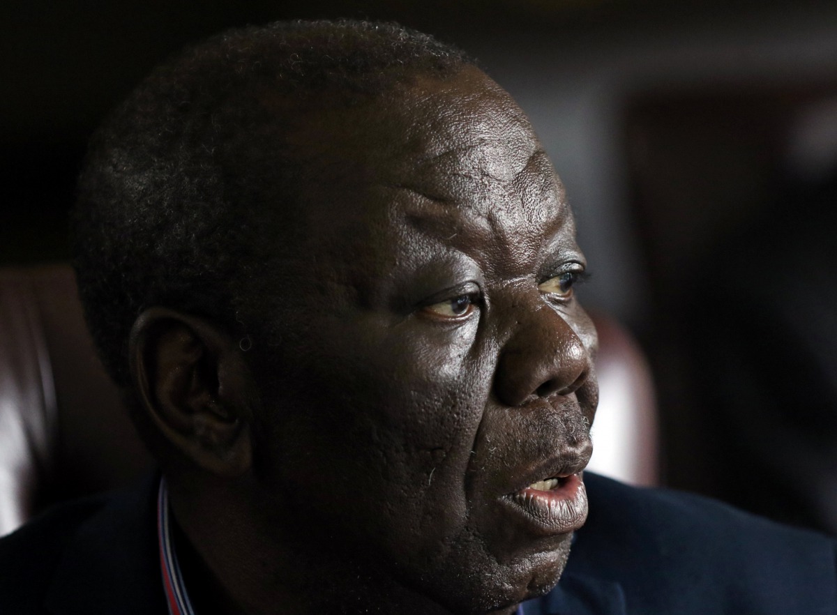 Morgan Tsvangirai, leader of the opposition party Movement for Democratic Change (MDC), speaks at a media conference in Harare, Zimbabwe November 16, 2017. Reuters/Philimon Bulawayo 