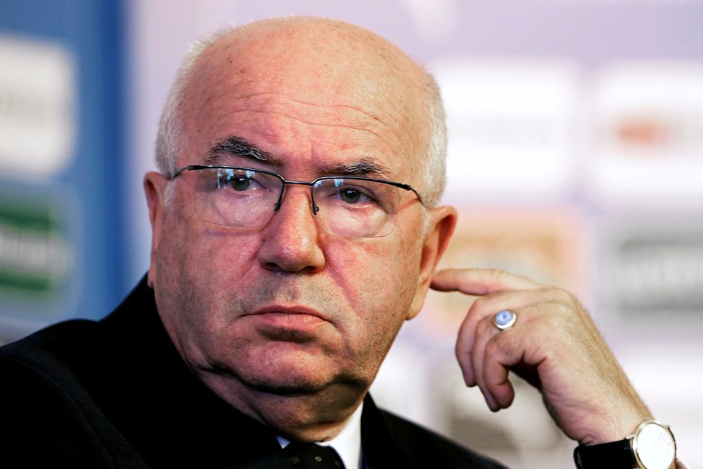 FILE PHOTO: Italian Football Federation President Carlo Tavecchio. REUTERS/Alessandro Bianchi/File Photo
