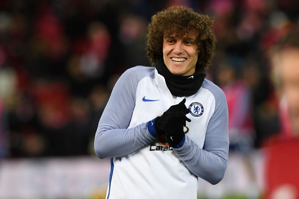 Chelsea's Brazilian defender David Luiz warms up on the pitch ahead of the English Premier League football match between Liverpool and Chelsea at Anfield in Liverpool, north west England on November 25, 2017.  AFP / Paul ELLIS 